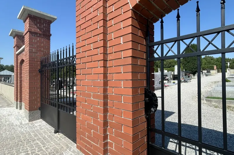 Sanierung Friedhofsmauer